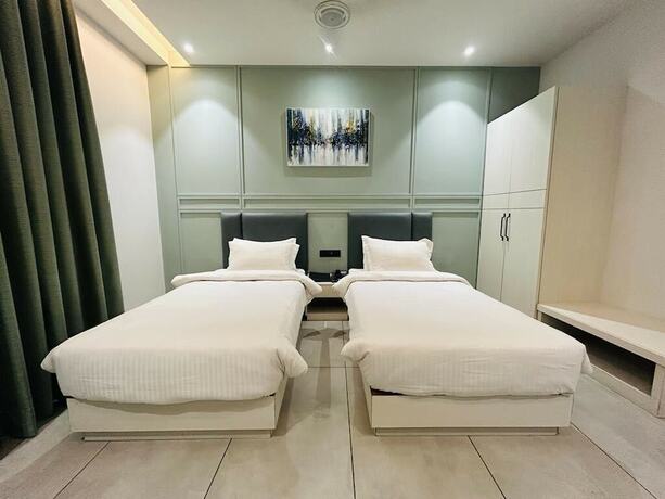 Imagen general del Hotel Five Elementss Goldleaf Haldwani. Foto 4