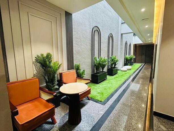 Imagen general del Hotel Five Elementss Goldleaf Haldwani. Foto 5