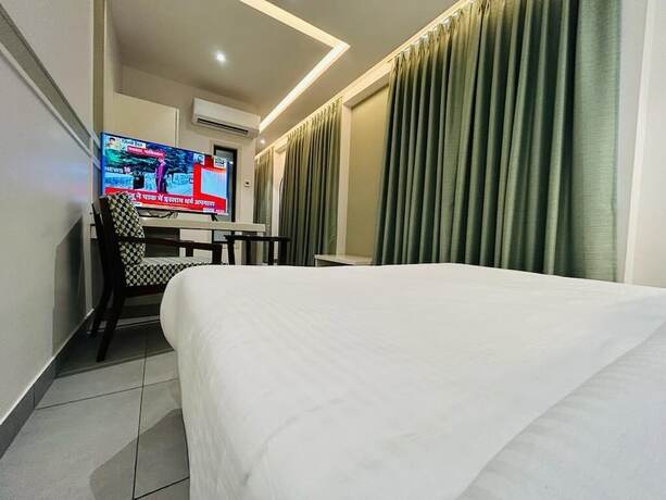 Imagen general del Hotel Five Elementss Goldleaf Haldwani. Foto 6