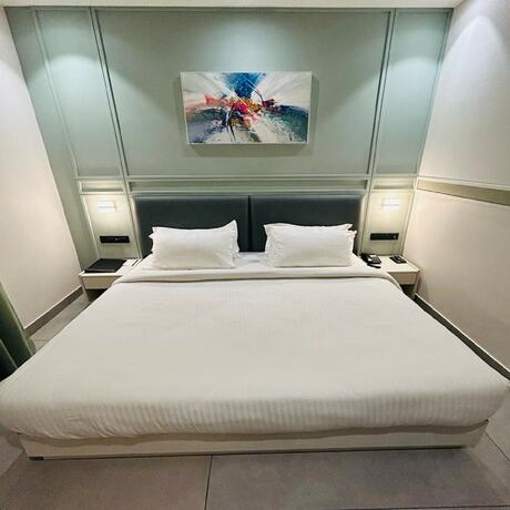 Imagen general del Hotel Five Elementss Goldleaf Haldwani. Foto 10