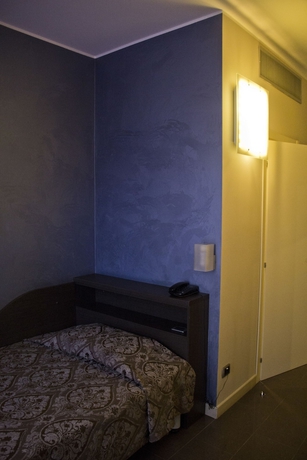 Imagen de la habitación del Hotel Five. Foto 9