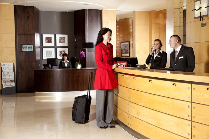 Imagen de los interiores del Hotel Five Lakes Resort. Foto 11