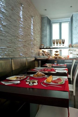 Imagen del bar/restaurante del Hotel Five, Mil&aacute;n. Foto 4