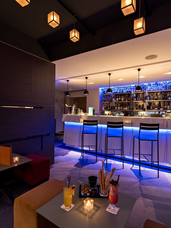 Imagen del bar/restaurante del Hotel Five Seas Hotel Cannes, A Member Of Design Hotels. Foto 3