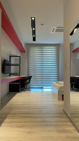 Imagen general del Hotel Five Star Memories. Foto 8