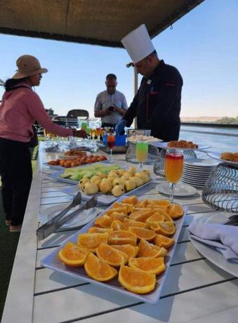Imagen general del Hotel Five Star Nile Cruise from Aswan to Luxor. Foto 15