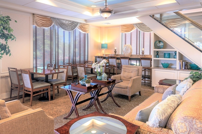 Imagen del bar/restaurante del Hotel Five Towns Inn - JFK Airport. Foto 11