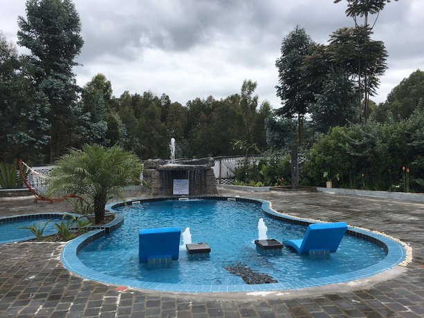 Imagen de la piscina del Hotel Five Volcanoes Boutique. Foto 18