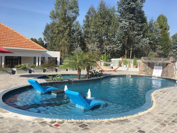 Imagen de la piscina del Hotel Five Volcanoes Boutique. Foto 20