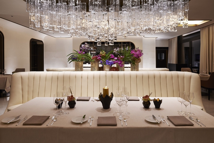 Imagen del bar/restaurante del Hotel Five Zurich - Luxury City Resort. Foto 5