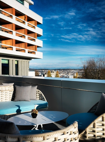 Imagen del bar/restaurante del Hotel Five Zurich - Luxury City Resort. Foto 8