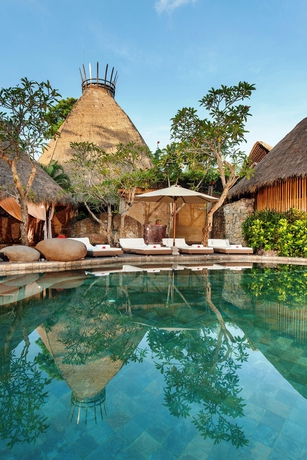Imagen de la piscina del Hotel Fivelements Retreat Bali. Foto 15