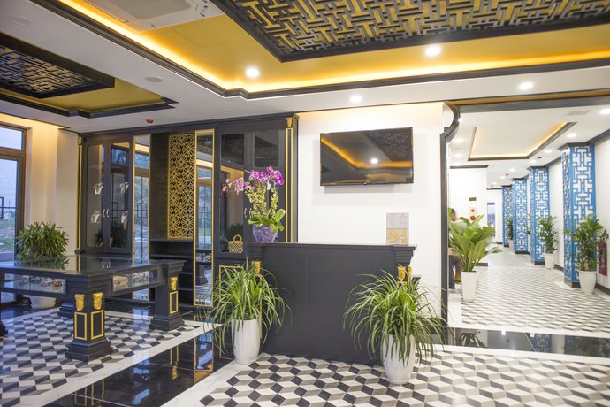 Imagen de los interiores del Hotel Fivitel Hoi An. Foto 19