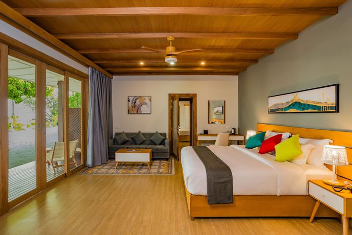 Imagen de la habitación del Hotel Fiyavalhu Resort Maldives. Foto 7