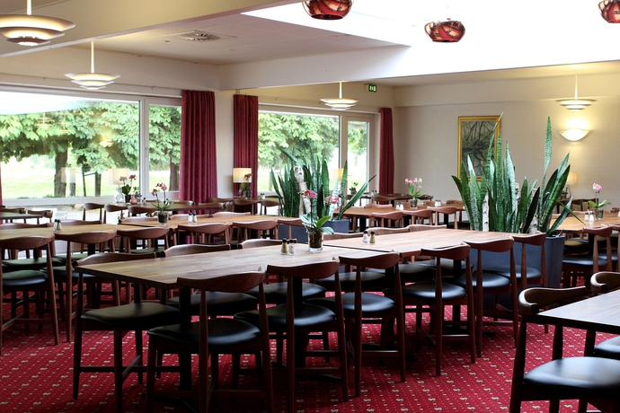 Imagen del bar/restaurante del Hotel Fjelsted Skov and Konference. Foto 2