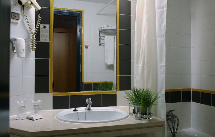 Imagen de la habitación del Hotel Flag Guimaraes Fafe. Foto 12