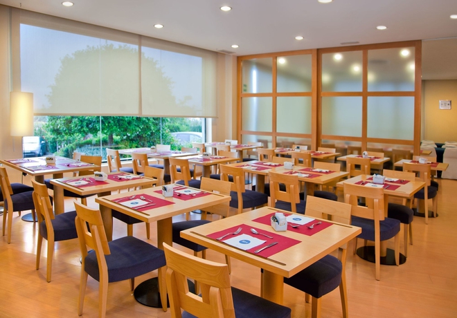 Imagen del bar/restaurante del Hotel Flag Valencia Florazar. Foto 7