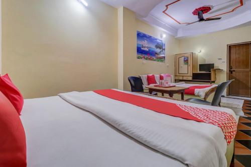 Imagen de la habitación del Hotel Flagship Giridhar. Foto 20