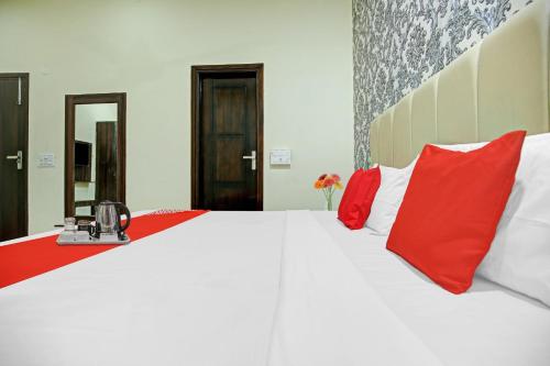 Imagen general del Hotel Flagship Lavish. Foto 1