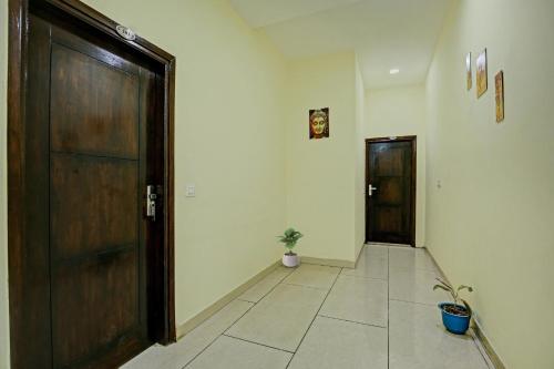 Imagen general del Hotel Flagship Lavish. Foto 3