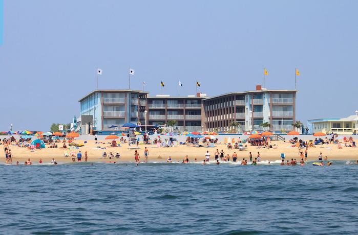 Imagen de la habitación del Hotel Flagship Oceanfront. Foto 5