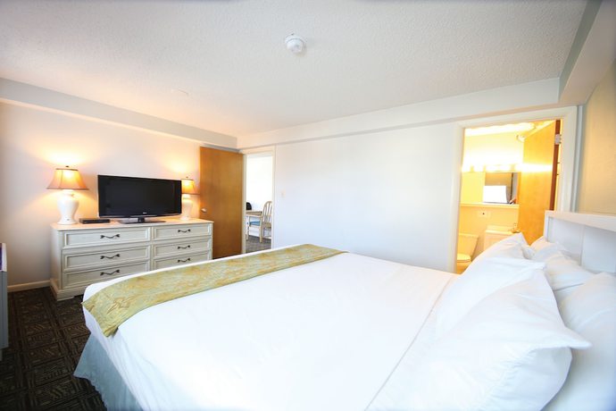 Imagen de la habitación del Hotel Flagship Oceanfront. Foto 14