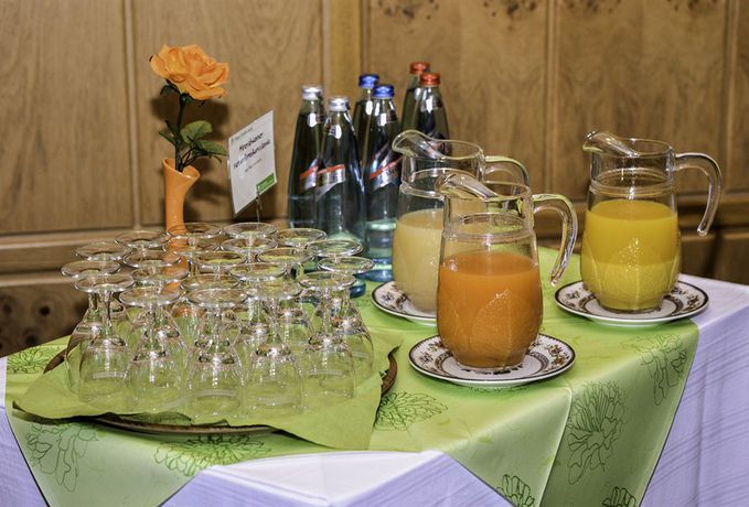 Imagen del bar/restaurante del Hotel Flair Gr&uuml;ner Baum. Foto 4