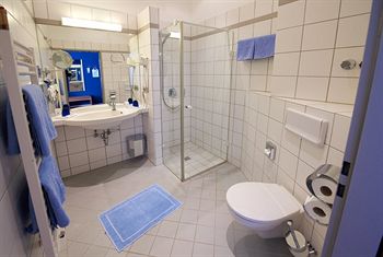 Imagen de la habitación del Hotel Flair Hotel Riehmers Hofgarten. Foto 7