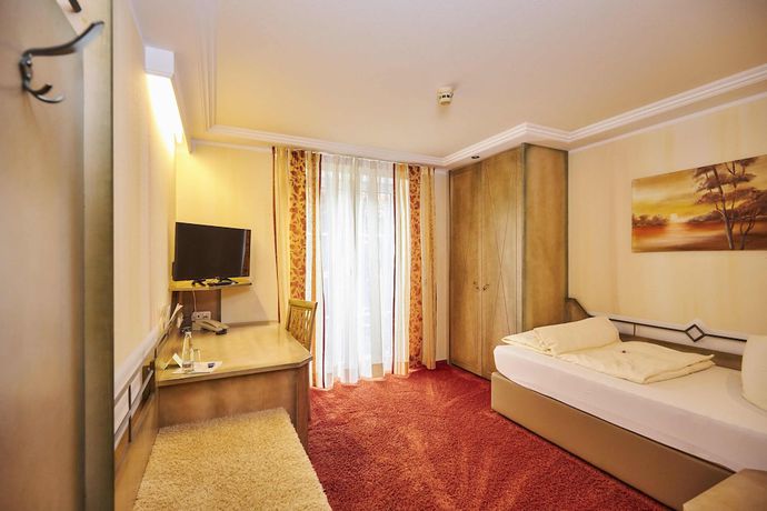 Imagen de la habitación del Hotel Flairhotel Zum Schwarzen Reiter. Foto 18
