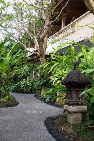 Imagen de los exteriores del Hotel Flamboyan, Tuban. Foto 12