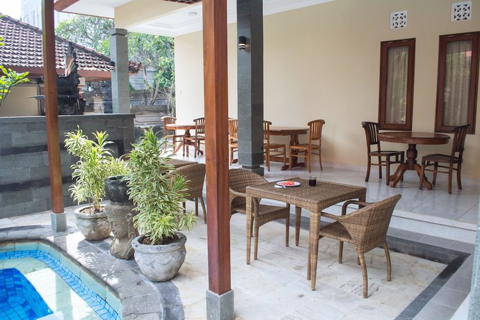 Imagen de los exteriores del Hotel Flamboyan, Tuban. Foto 15
