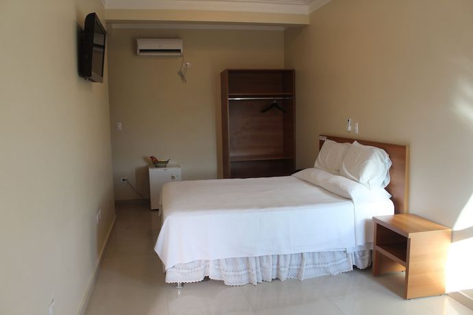 Imagen de la habitación del Hotel Flamboyant, Itaquaquecetuba. Foto 8