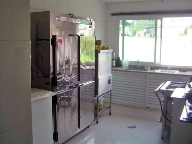 Imagen de la habitación del Hotel Flamboyant, Itaquaquecetuba. Foto 9