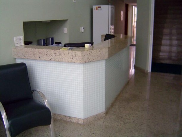 Imagen de los interiores del Hotel Flamboyant, Itaquaquecetuba. Foto 17