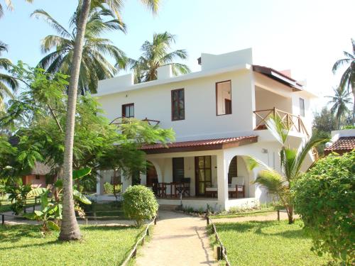 Imagen general del Hotel Flame Tree Cottages. Foto 1