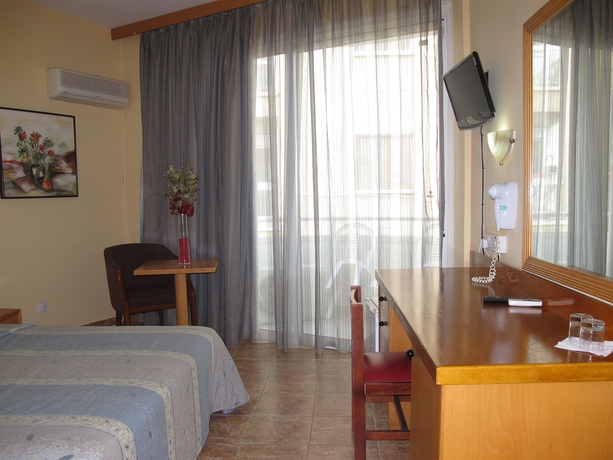 Imagen de la habitación del Hotel Flamingo Beach, Larnaca. Foto 7