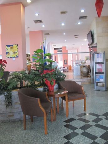 Imagen de los interiores del Hotel Flamingo Beach, Larnaca. Foto 15