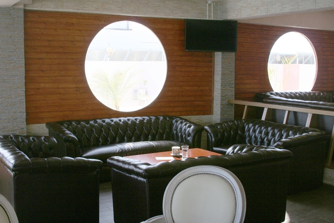 Imagen de los interiores del Hotel Flamingo Beach, Larnaca. Foto 16