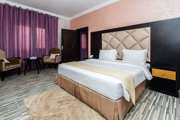 Imagen de la habitación del Hotel Flamingo Beach Resort. Foto 6