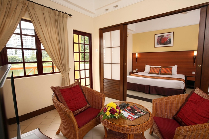 Imagen de los interiores del Hotel Flamingo By The Lake. Foto 11