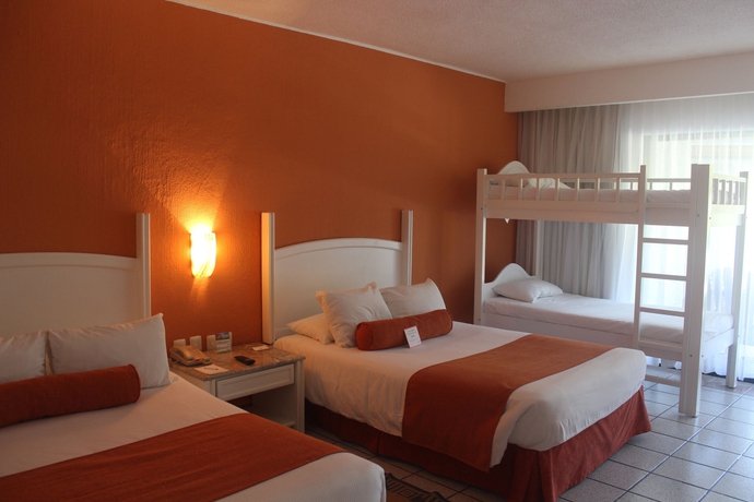 Imagen de la habitación del Hotel Flamingo Cancun Resort. Foto 5