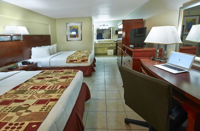 Imagen de la habitación del Hotel Flamingo Express. Foto 7