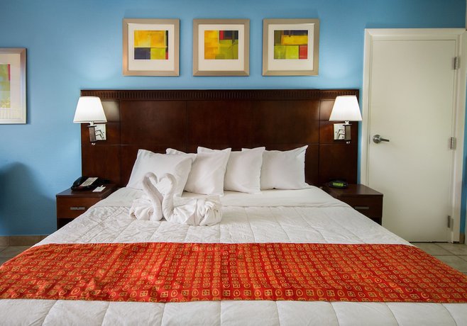 Imagen de la habitación del Hotel Flamingo Express. Foto 13