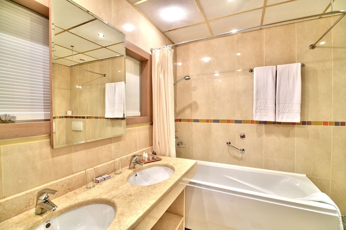 Imagen de la habitación del Hotel Flamingo Grand and Spa. Foto 15