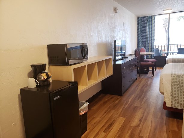 Imagen de la habitación del Hotel Flamingo Inn Beachfront. Foto 2