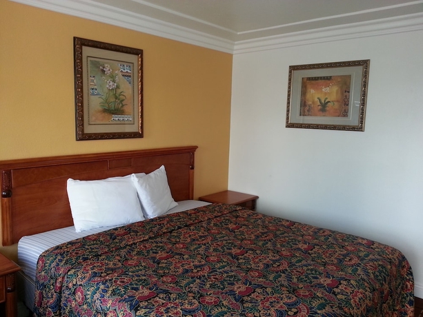 Imagen de la habitación del Hotel Flamingo Inn Long Beach. Foto 2