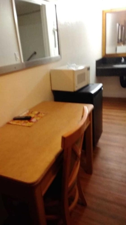 Imagen de la habitación del Hotel Flamingo Inn Long Beach. Foto 5