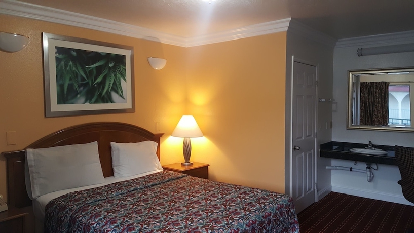 Imagen de la habitación del Hotel Flamingo Inn Long Beach. Foto 8