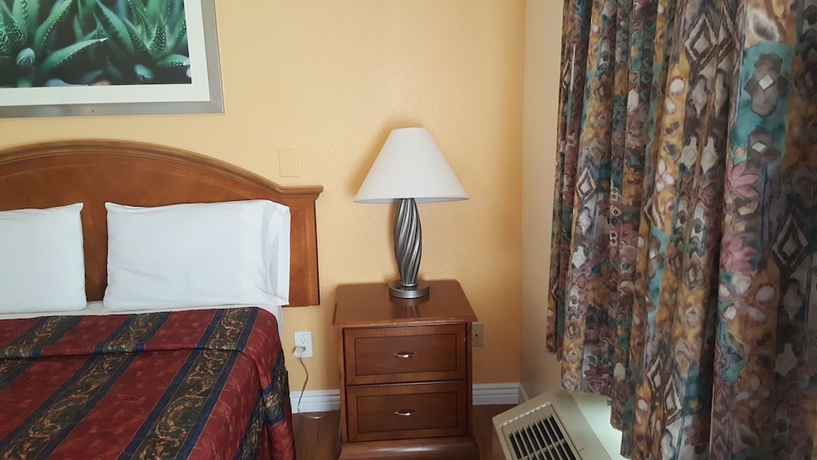 Imagen de la habitación del Hotel Flamingo Inn Long Beach. Foto 12