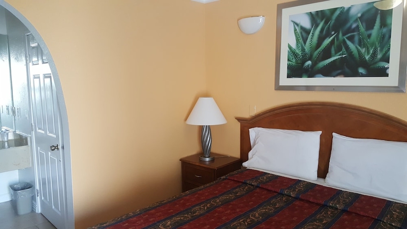 Imagen de la habitación del Hotel Flamingo Inn Long Beach. Foto 17